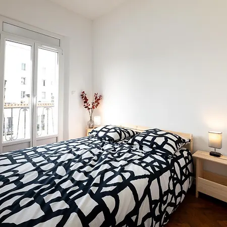 Elegance Mediterraneenne 3p, Avec Parking Апартаменты *